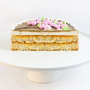 Половинка торта “Микадо” (500 г.)