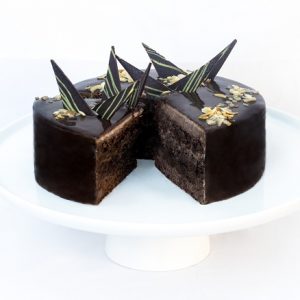 Половинка торта “Шоколадный вальс” (460 г.)